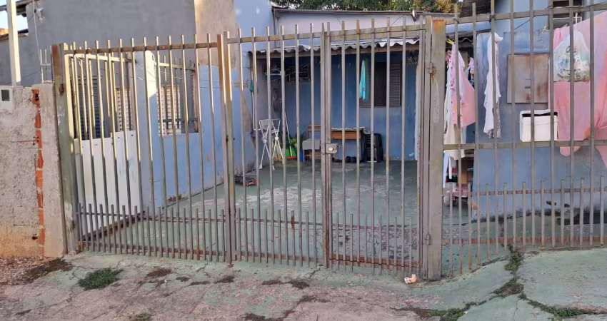 Vendo terreno escriturado com 04 kitnets no varjão com 04 kitnets !!! 430.000 !!!