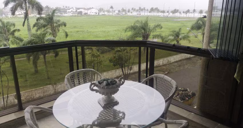 Apartamento para Venda em Guarujá, Praia da Enseada, 3 dormitórios, 1 suíte, 2 banheiros, 3 vagas