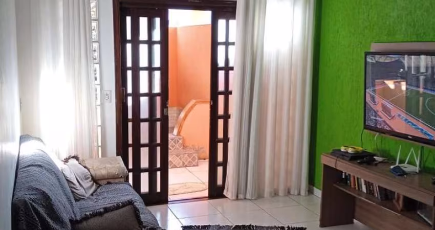 Casa para Venda em Guarujá, Santo Antônio, 2 dormitórios, 1 suíte, 2 banheiros, 3 vagas
