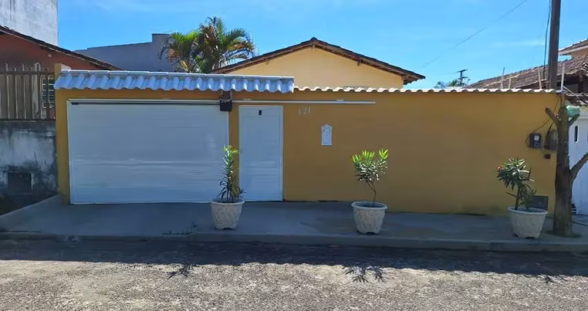 Casa mobiliada para venda e locação no cond. village do horto.
