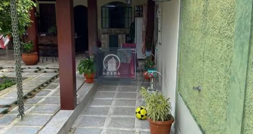 Casa Duplex para Aluguel em Centro Guapimirim-RJ