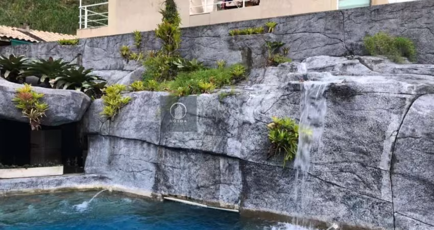 Casa Alto Padrão para Venda em Itaipu Niterói-RJ