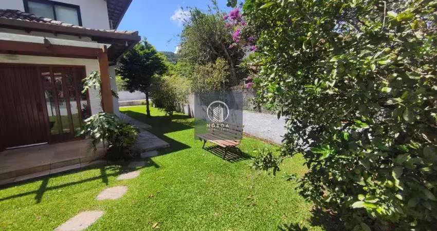 Casa Alto Padrão em Carlos Guinle, Teresópolis/RJ