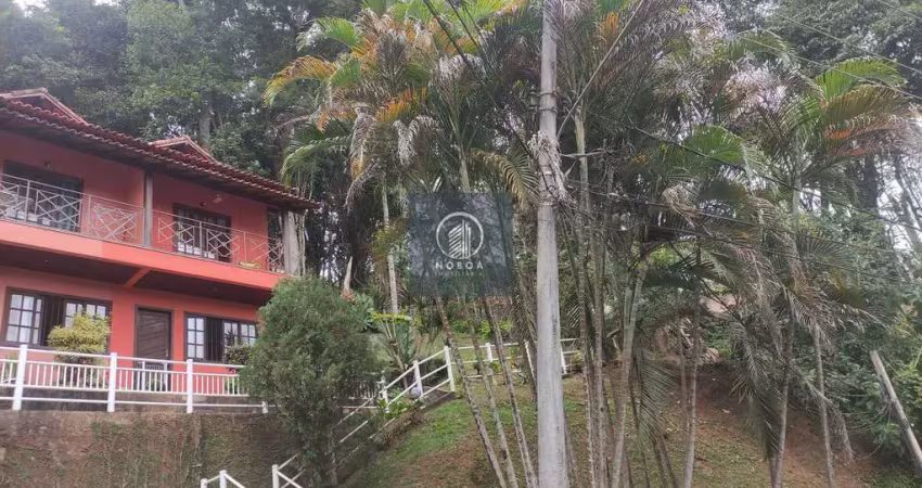 Casa Geminada em Iucas, Teresópolis/RJ