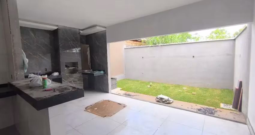 Casa 3 quartos (sendo 1 suíte) na melhor localização da Vila Maria/Aparecida de Goiânia com entrega para 01/25.