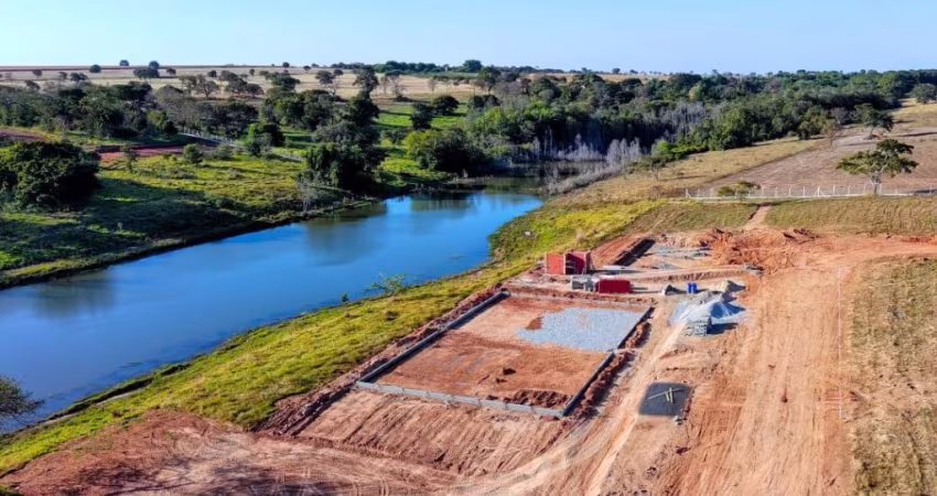 CHÁCARAS A PARTIR DE 100M² COM SINAL A PARTIR DE R$ 5.00,00 E PARCELAS MENSAIS A PARTIR DE R$ 375,00.$
