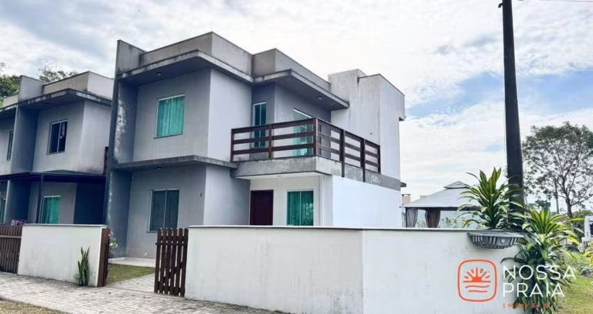 Sobrado com 3 dormitórios à venda, 82 m² por R$ 450.000,00 - Brandalize - Itapoá/SC