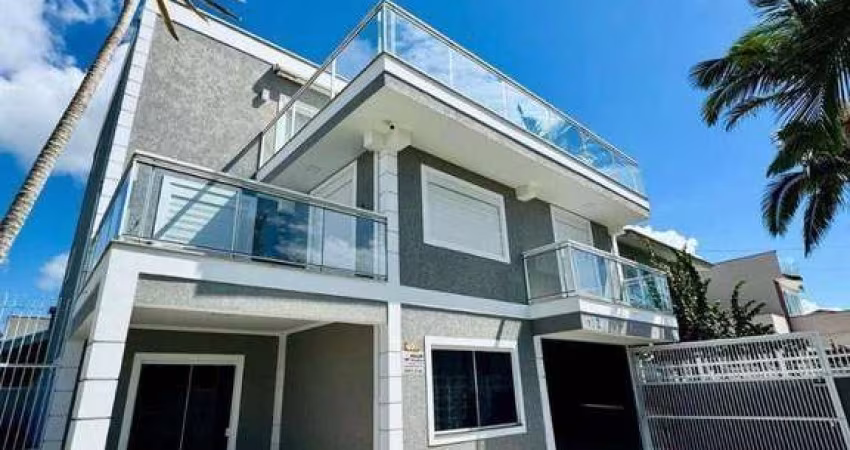 Sobrado com 5 dormitórios à venda, 280 m² por R$ 1.680.000,00 - Brasília - Itapoá/SC