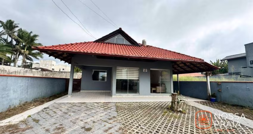 Casa com 3 dormitórios à venda, 222 m² por R$ 780.000 - Cambiju - Itapoá/SC