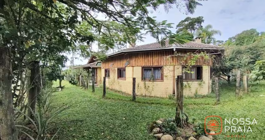 Casa com 4 dormitórios à venda, 250 m² por R$ 2.500.000 - Paese - Itapoá/SC