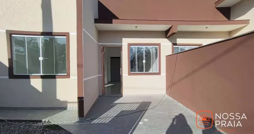 Casa com 2 dormitórios à venda, 71 m² por R$ 295.000,00 - Cambiju - Itapoá/SC