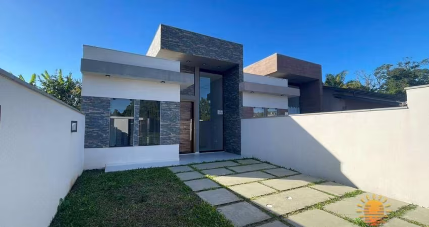 Casa com 3 dormitórios à venda, 95 m² por R$ 479.000,00 - Barra do Saí - Itapoá/SC