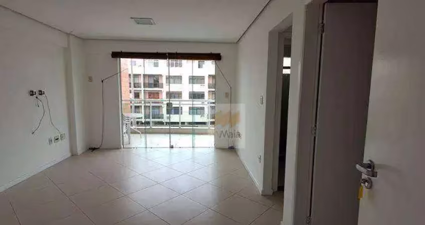 Apartamento com 1 dormitório à venda, 68 m² - braga - cabo frio/rj