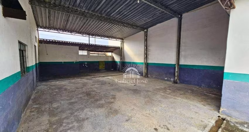 Galpão à venda no residencial Beira Rio, com 300m²