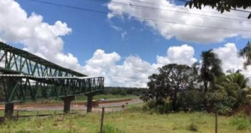 Área com 1.140 m² - Bela Vista - Monte Alegre de Minas - MG