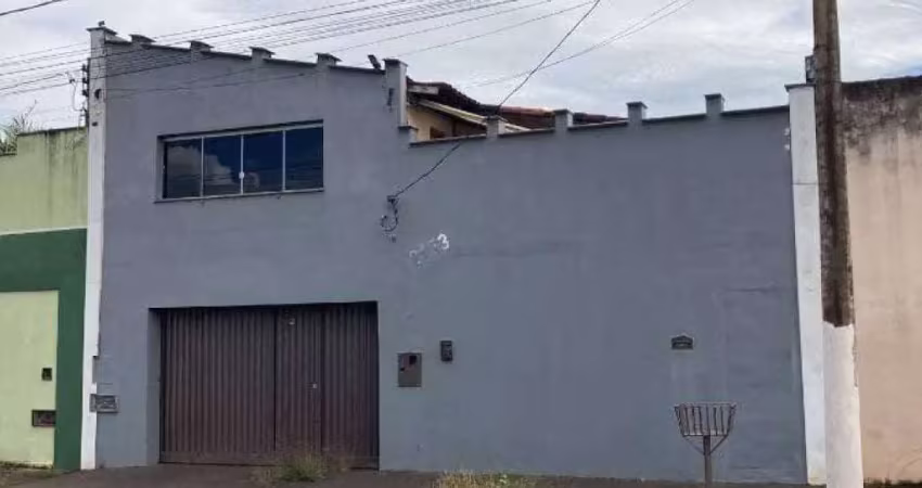 Casa com 2 quartos à venda na Avenida Geraldo Alves Tavares, 2153, Universitário, Ituiutaba