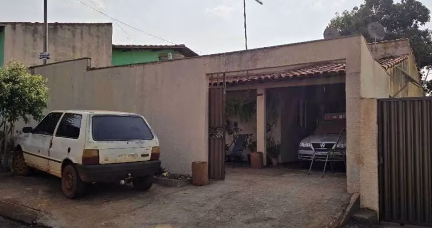 Casa com 2 quartos à venda na Avenida Aristeu Bertoldo de Lima, 272, Vila Brasil, Santa Helena de Goiás