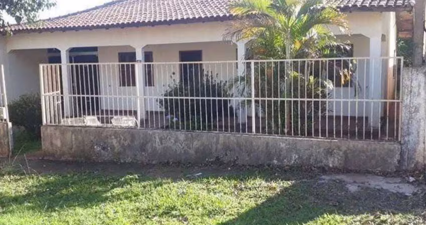 Casa com 2 quartos à venda na Rua Marques dos Campos Mourão, 495, Jardim Curitiba, Goioerê