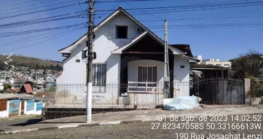 Casa com 2 quartos à venda na Rua Josaphat Lenzi, 190, Brusque, Lages