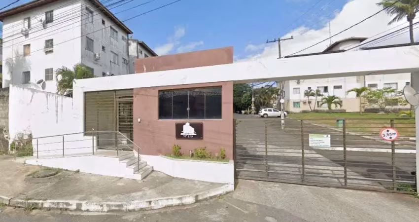 Apartamento à venda na Rua Castro Alves, 138, Vila Canária, Salvador