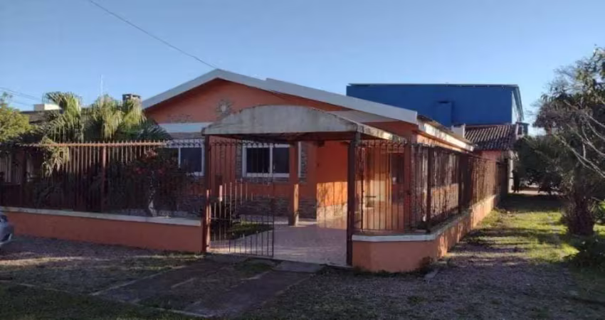 Casa com 3 quartos à venda na Rua Uruguaiana, 454, Laranjal, Pelotas
