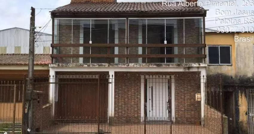 Casa com 3 quartos à venda na Rua Alberto Pimentel, 296, Areal, Pelotas