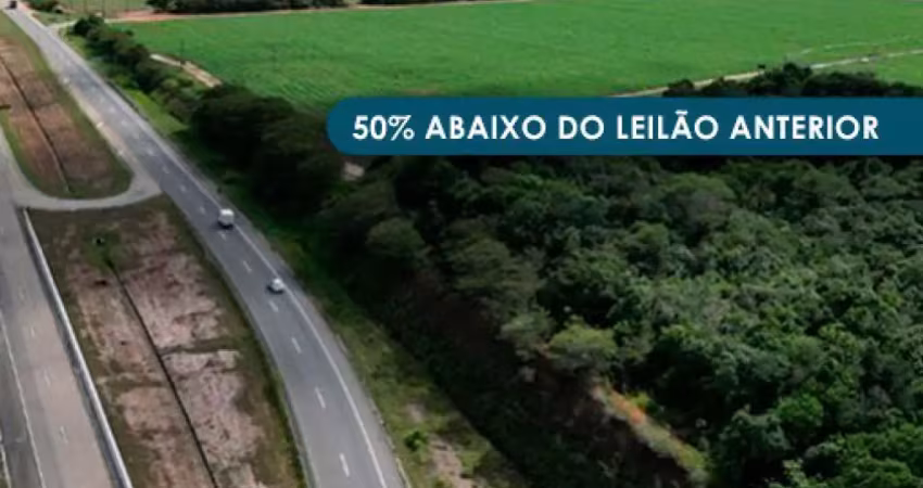 Terreno à venda no Centro, Capim 