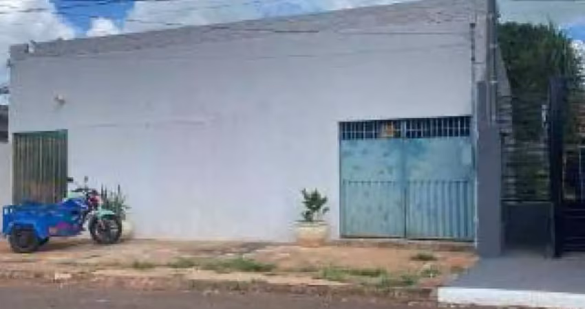 Casa à venda na Rua L, 55, Esperança, Chapadão do Sul