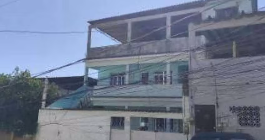 Casa à venda na Rua Ana Alves, 606, Parque São Nicolau, São João de Meriti