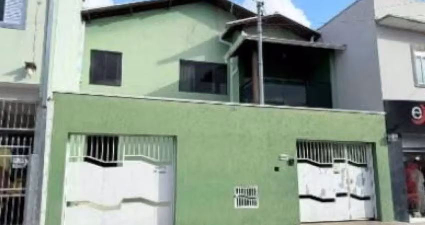 Casa à venda na Rua Doutor Célio de Oliveira Andrade, 30, Foch I, Pouso Alegre