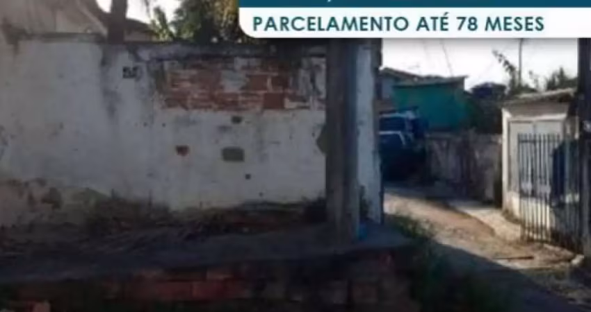 Casa à venda na Rua Libanio Ratazi, 415, Almerinda, São Gonçalo