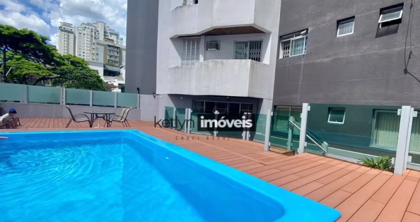 Apartamento amplo no Centro pertinho de tudo