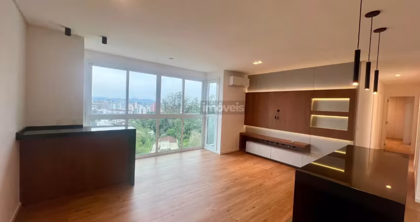 Lindo apartamento semimobiliado no centro com 3 dormitorios