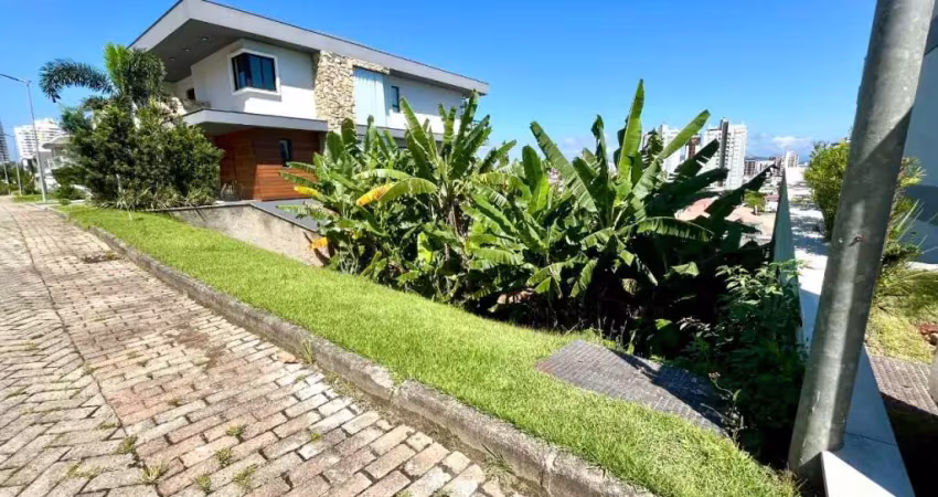 Terreno à venda em condomínio de alto padrão no estreito em florianópolis/sc.