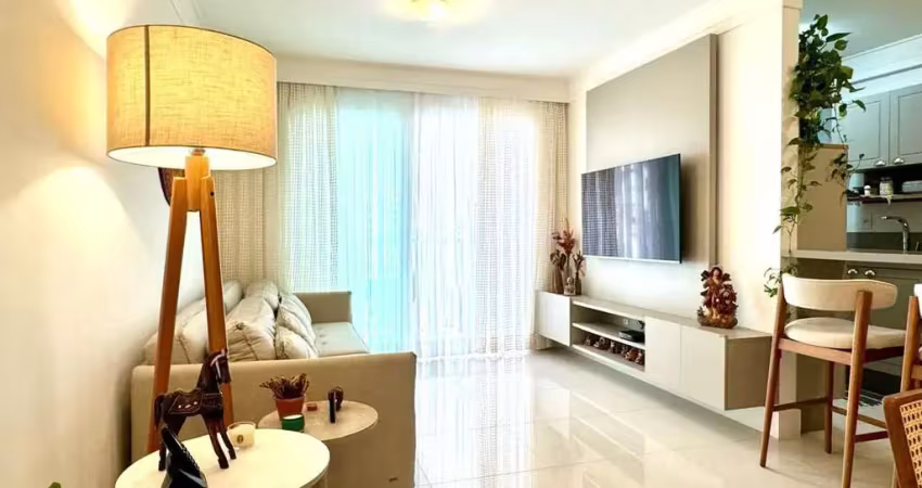 Apartamento à venda mobiliado com 2 suítes na Agronômica, Florianópolis/SC.