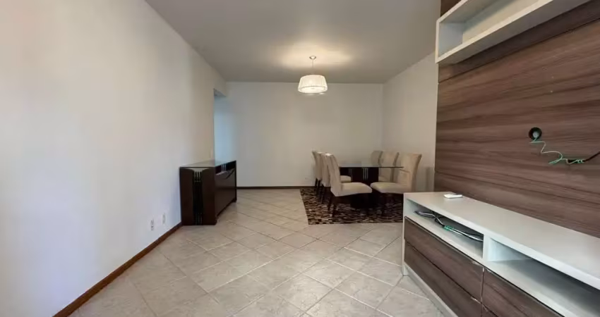 Apartamento à venda  com 3 quartos e 2 vagas de garagem na Trindade, Florianópolis/SC