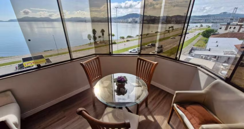 Oportunidade! Apartamento à venda com Vista Mar no Estreito, Florianópolis.