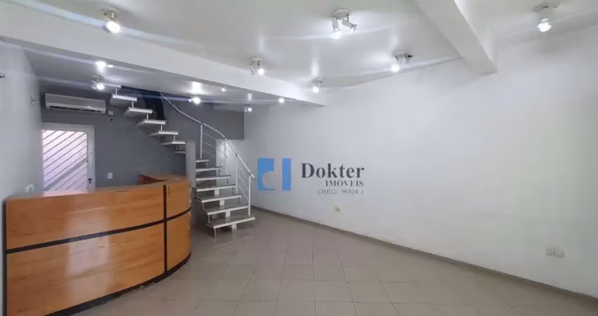 Sobrado comercial com 168m², pronto para consultório odontológico ou clínica de estética, em excelente localização em frente ao sonda da edgar facó