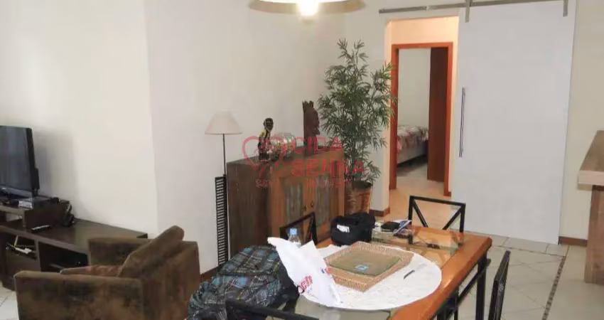 Amplo - semi mobiliado - sacada - elevador e garagem livre