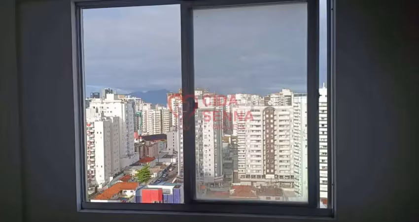 Ed nair vieira - andar alto - sacada -  vista livre - elevdor e garagem !!!