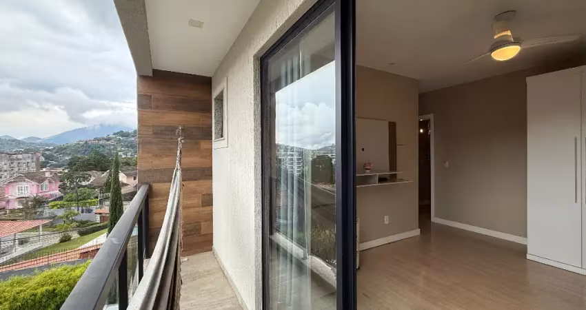 Casa com 2 suítes e terraço para construir a terceira suíte ou escritório.