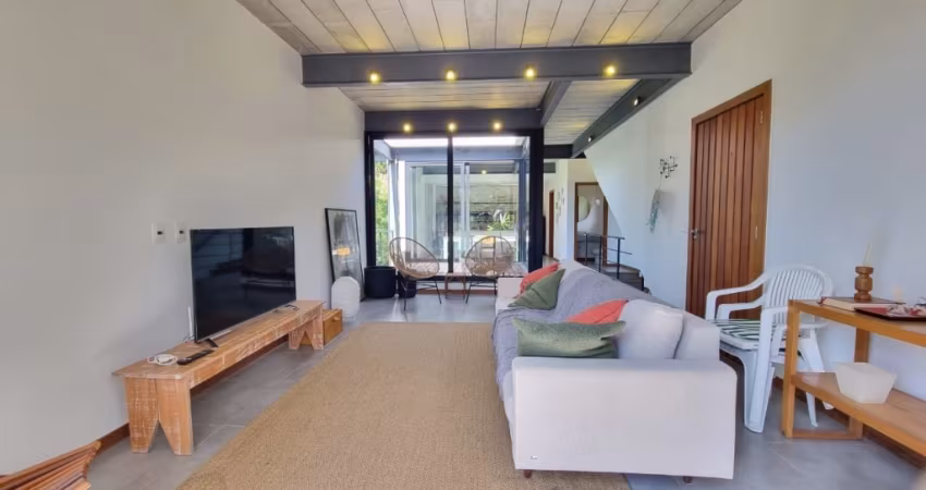 Casa de alto padrão em meio a natureza e conforto