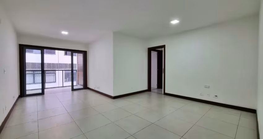 Apartamento primeira locação em agriões próximo de todo comércio!