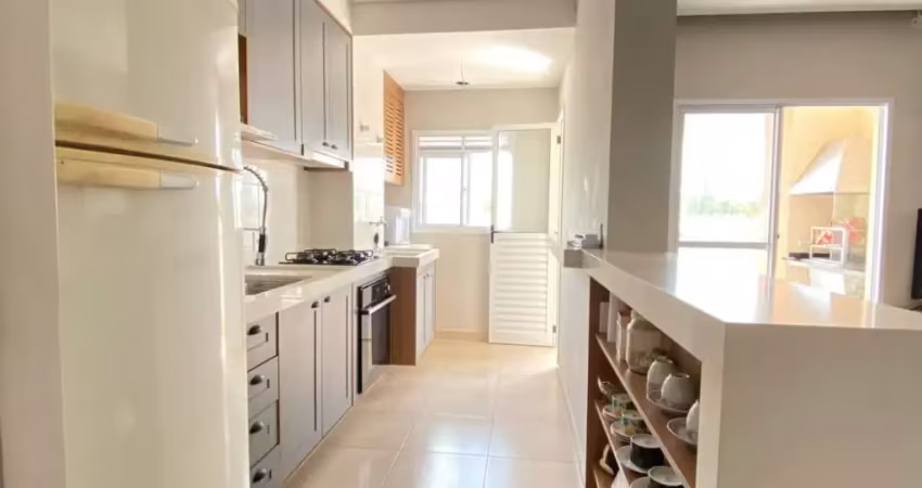 Apartamento| 02 dormitórios | 01 suíte | Venda