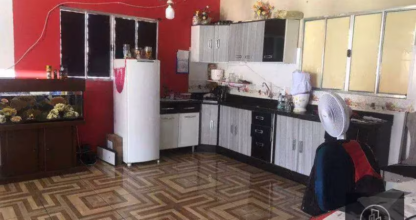 Casa com 3 dormitórios à venda, 154 m² por R$ 300.000,00 - Jardim Santa Claudia - Sorocaba/SP