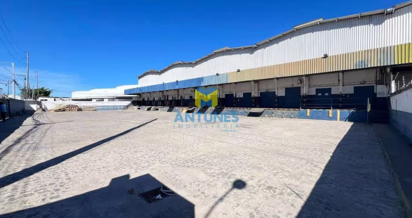Alugue em Jaboatão dos Guararapes - Prazeres, Galpão Logístico 5.118m² com docas e pátio