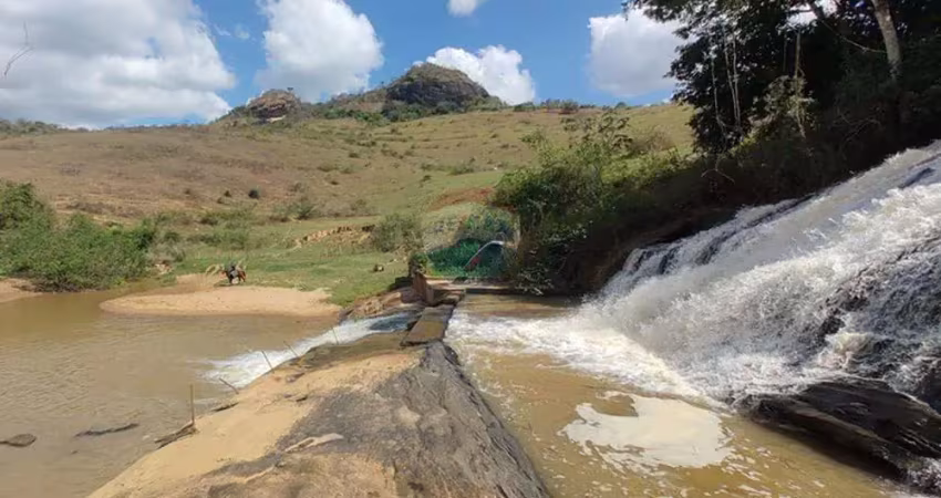 Fazenda espetacular com 147 hectares à venda em cantagalo – rj