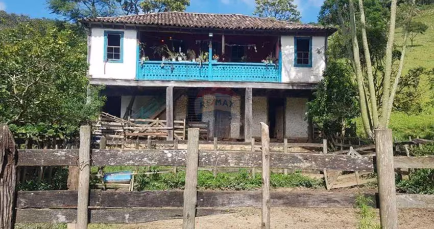 Fazenda à venda com 119 hectares, cachoeira e nascentes