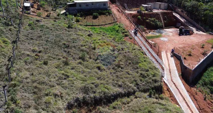 Terreno à venda no São Pedro, Juiz de Fora 
