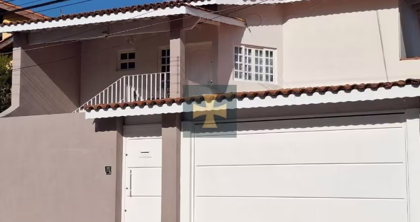 Imperdível oportunidade: Casa à venda em Bragança Paulista-SP, Santa Luzia, 3 quartos, 1 suíte, 1 sala, 3 banheiros, 2 vagas, 209m².